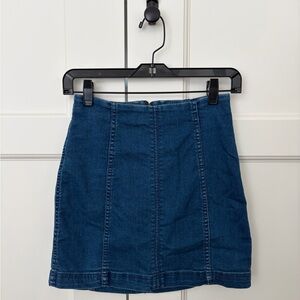 Free People Denim Blue Mini Skirt Size 4